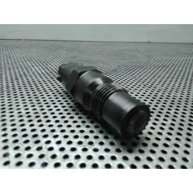 Recambio de inyector para nissan trade 2.8d referencia OEM IAM LCC6702501 - Blanco 3