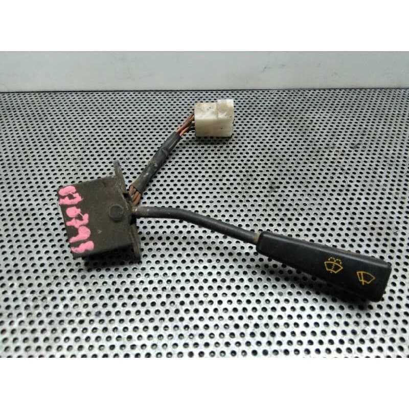 Recambio de mando limpia para nissan trade 2.8d referencia OEM IAM - Blanco