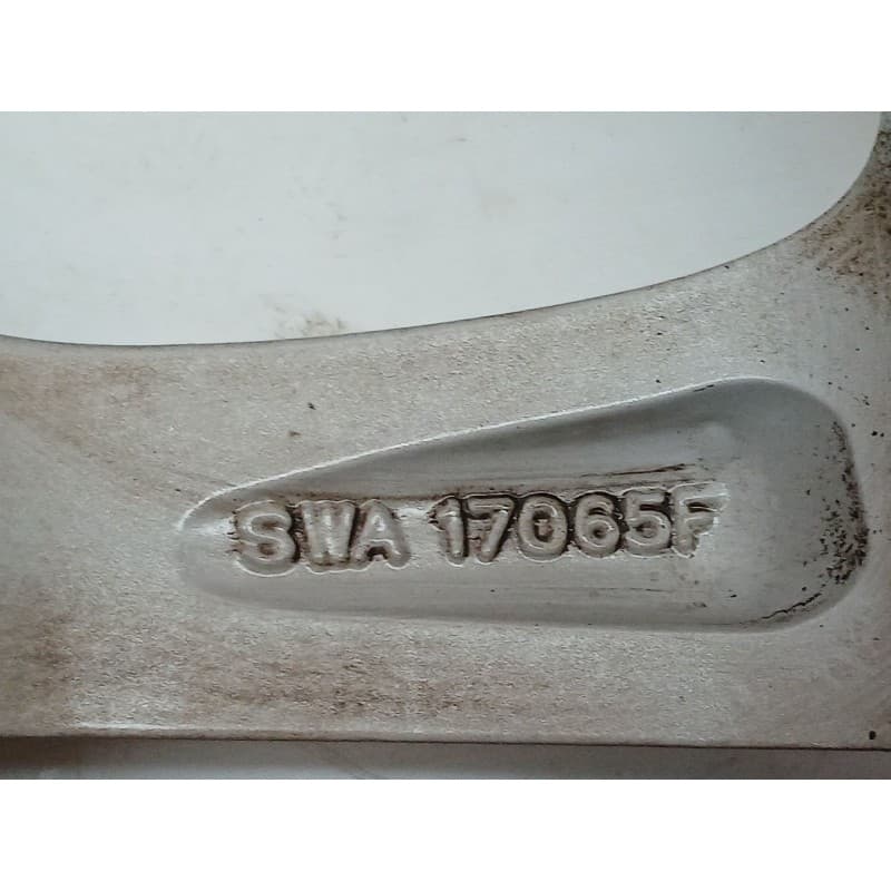 Recambio de llanta para honda cr-v (re) comfort referencia OEM IAM SWA17065F - Negro 2