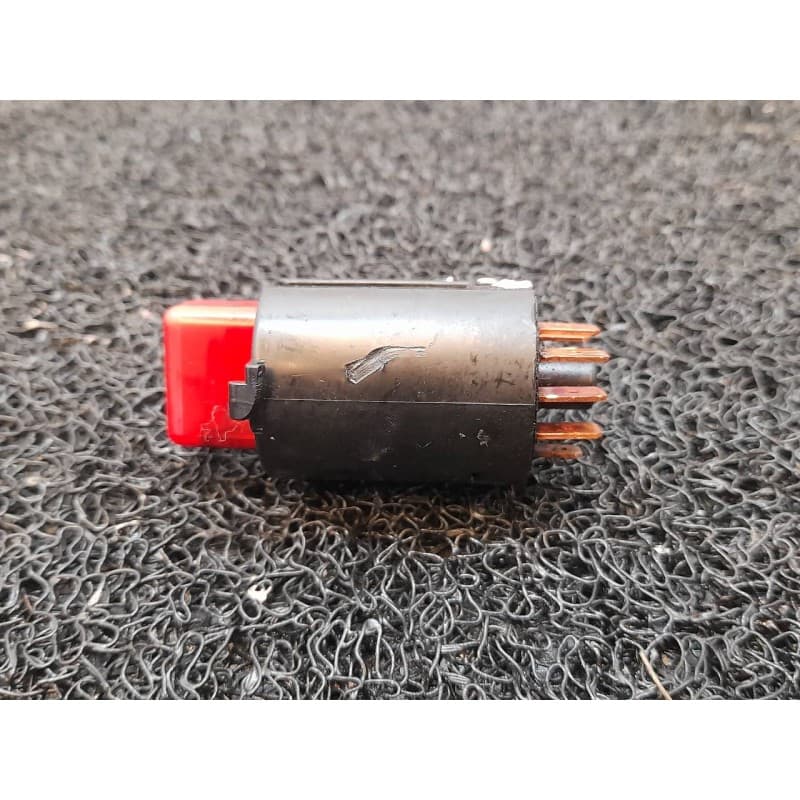 Recambio de warning para opel kadett d sr berlina referencia OEM IAM 90069102 3