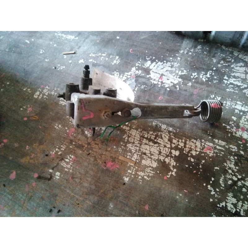 Recambio de repartidor de freno para geo tracker 1.6 referencia OEM IAM   JKO 4