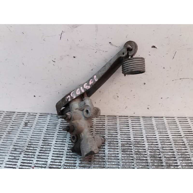 Recambio de repartidor de freno para geo tracker 1.6 referencia OEM IAM   JKO 8