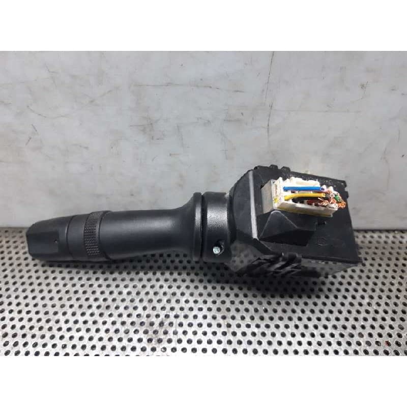 Recambio de mando limpia para kia rio 1.2 cat referencia OEM IAM - Negro 2