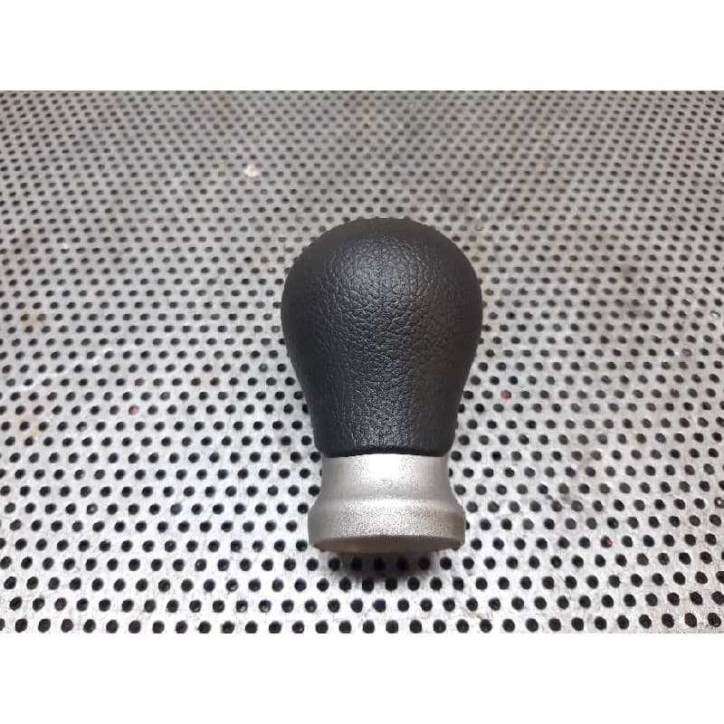 Recambio de pomo palanca cambio para kia rio 1.2 cat referencia OEM IAM - Negro 2