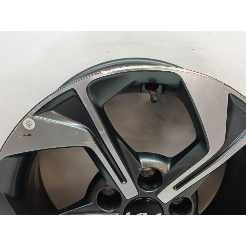 Recambio de llanta para kia xceed (cd) 1.0 t-gdi referencia OEM IAM 52910J7700 2