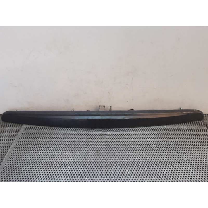 Recambio de molduras traseras para citroën c3 1.4 hdi sx referencia OEM IAM - Negro