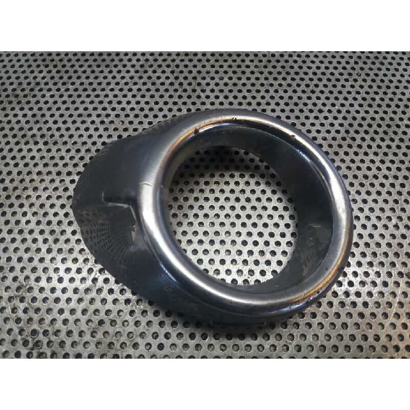 Recambio de molduras delanteras para ford fiesta (cb1) sport referencia OEM IAM - Blanco 3