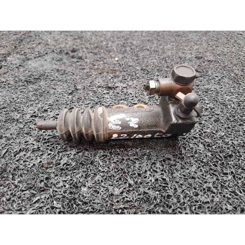 Recambio de bombin embrague para hyundai i30 (gd) style referencia OEM IAM - Blanco