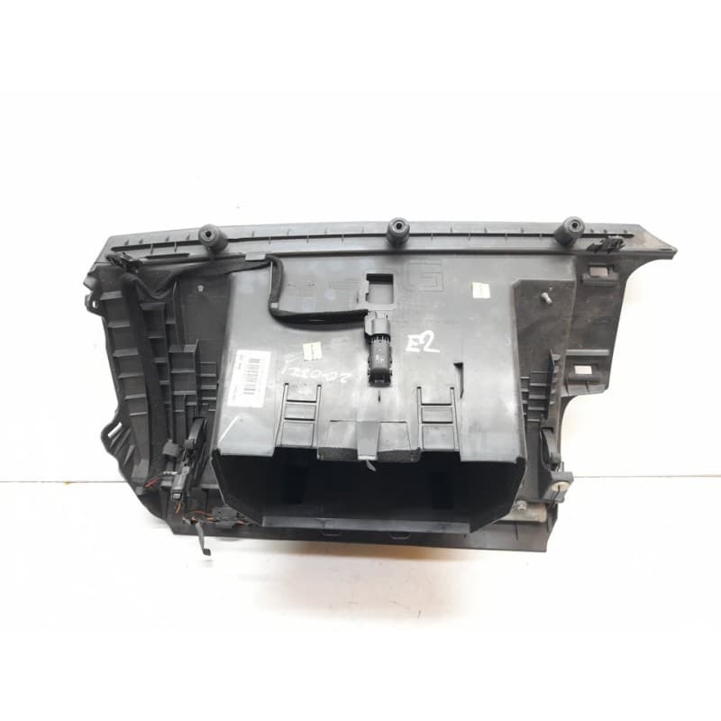 Recambio de guantera para volvo c30 2.0 d momentum referencia OEM IAM 4