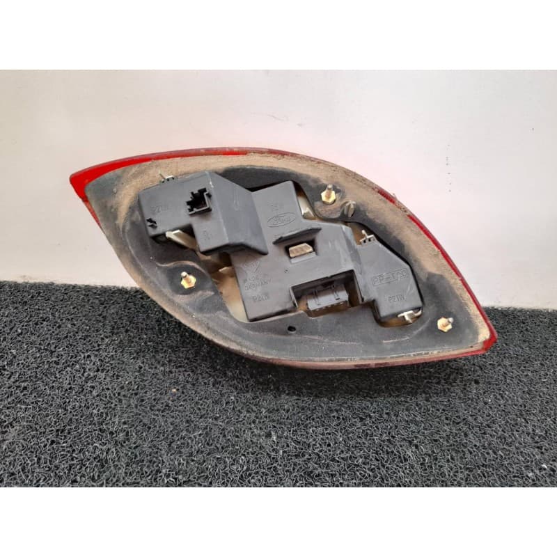 Recambio de piloto trasero derecho para ford ka (ccq) básico referencia OEM IAM - Rojo 2