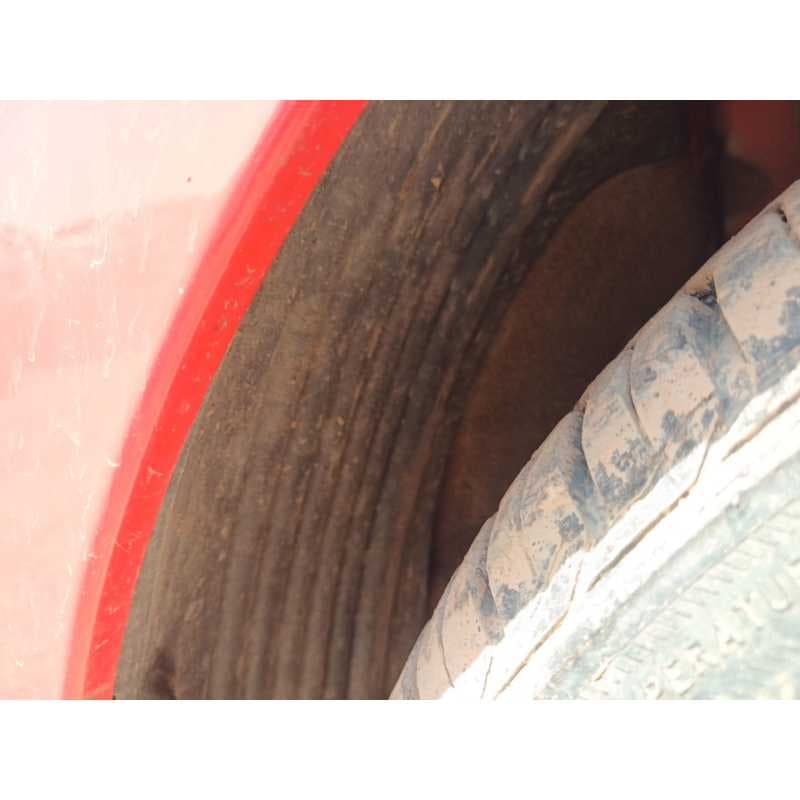 Recambio de paso rueda delantero derecho para hyundai i20 referencia OEM IAM - Rojo