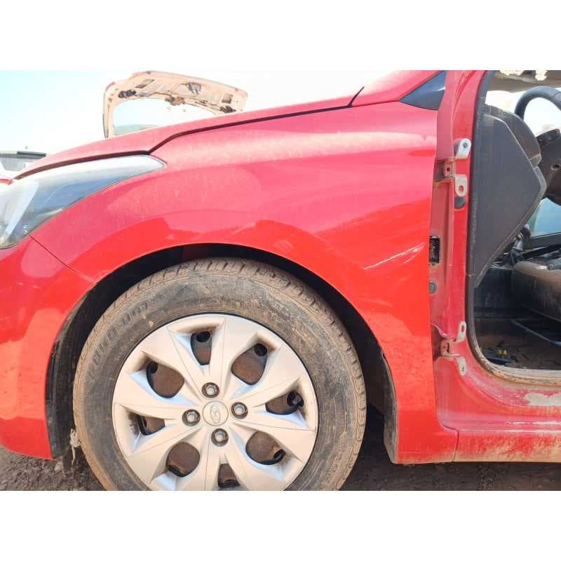 Recambio de aleta delantera izquierda para hyundai i20 referencia OEM IAM - Rojo