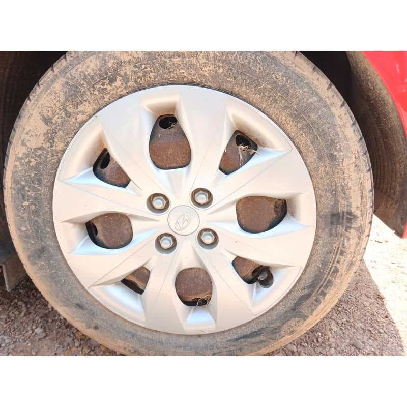 Recambio de llanta para hyundai i20 referencia OEM IAM - Rojo