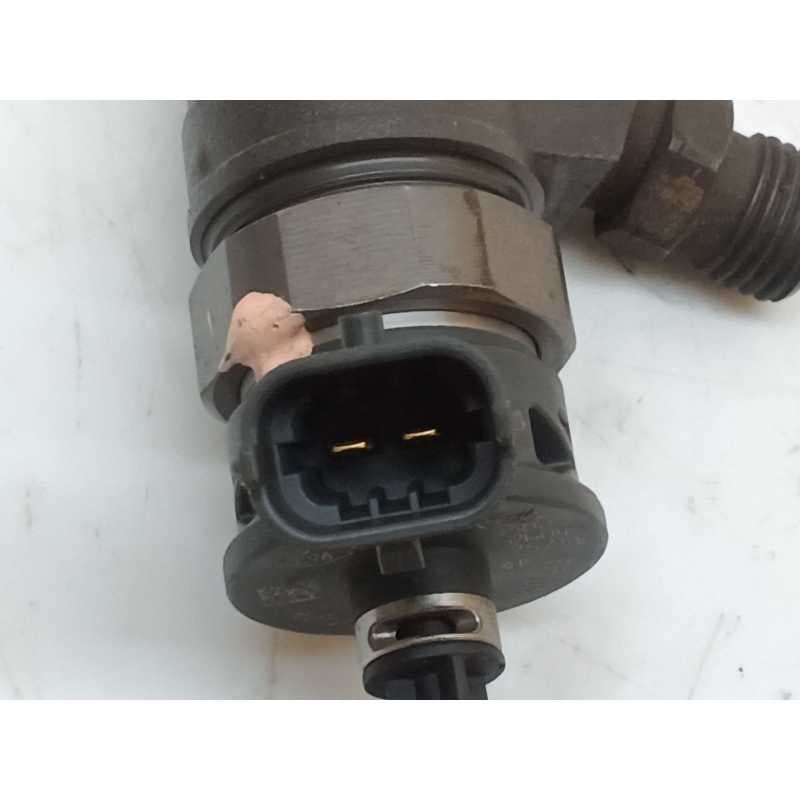 Recambio de inyector para dacia sandero stepway referencia OEM IAM 0445110485 3