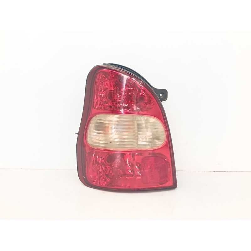 Recambio de piloto trasero izquierdo para kia carnival td ls referencia OEM IAM - Gris