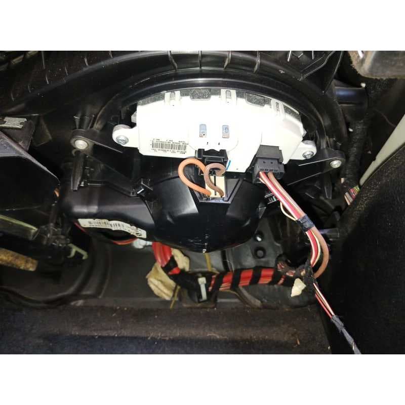 Recambio de motor calefaccion para bmw 1 (f20) 114 d referencia OEM IAM - Gris