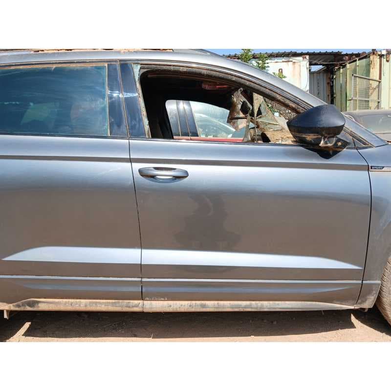 Recambio de puerta delantera derecha para skoda karoq (nu) referencia OEM IAM