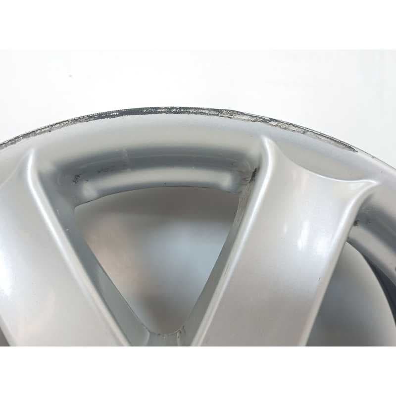 Recambio de llanta para bmw 1 (e87) 116 i referencia OEM IAM LK120W - Plata 2