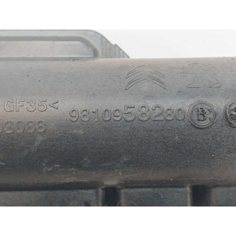 Recambio de tubo para peugeot 2008 (p1) allure pack referencia OEM IAM 9810958280 - Blanco 2