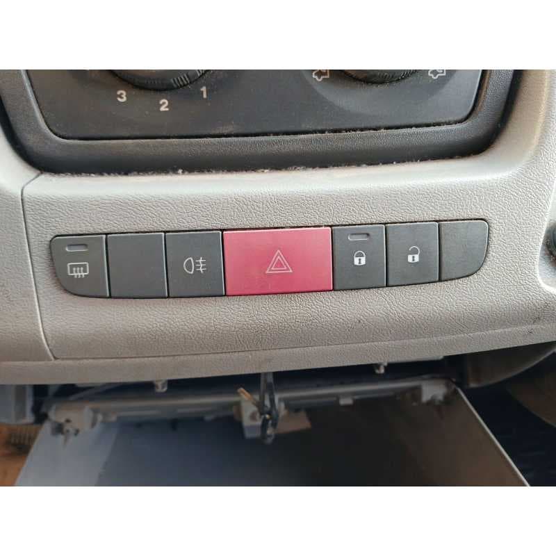 Recambio de warning para peugeot boxer furgoneta 2.2 hdi 100 referencia OEM IAM - Blanco