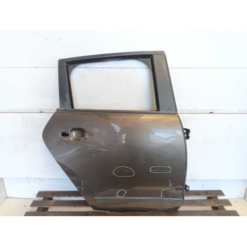 Recambio de puerta trasera derecha para peugeot 3008 confort referencia OEM IAM