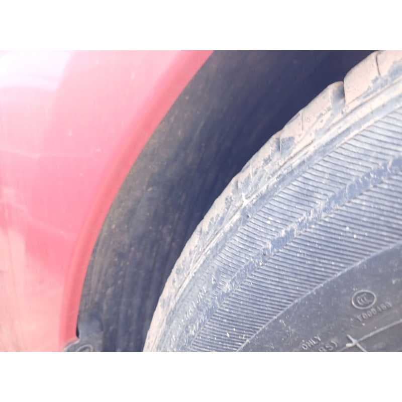 Recambio de paso rueda delantero derecho para hyundai i20 referencia OEM IAM - Rojo