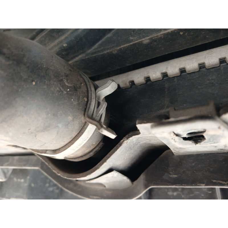 Recambio de radiador agua para citroën c4 cactus 1.2 thp 110 referencia OEM IAM - Rojo 2