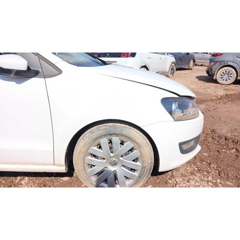 Recambio de aleta delantera derecha para volkswagen polo (6r1) referencia OEM IAM - Blanco