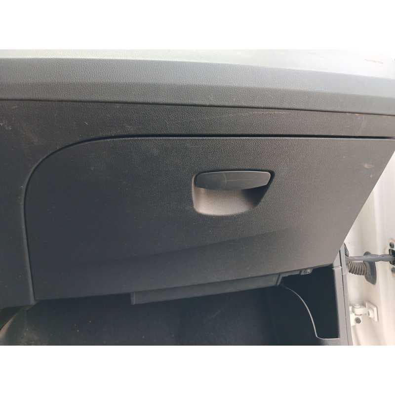 Recambio de guantera para seat ibiza iv (6j5, 6p1) 1.2 tsi referencia OEM IAM - Blanco