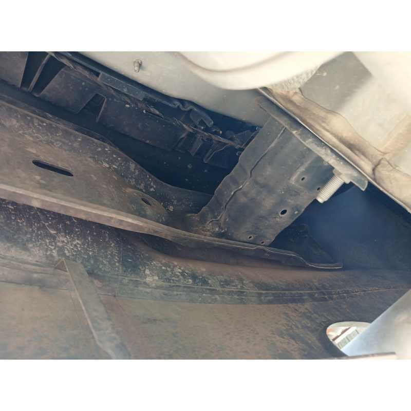 Recambio de refuerzo paragolpes trasero para bmw 1 (f20) 114 d referencia OEM IAM - Gris plata 2