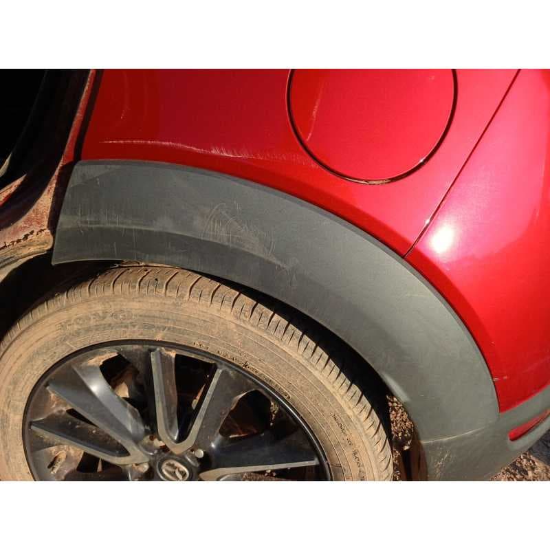 Recambio de aletin trasero izquierdo para mazda cx-3 luxury referencia OEM IAM