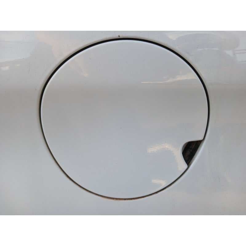 Recambio de tapa exterior combustible para peugeot 208 style referencia OEM IAM - Blanco