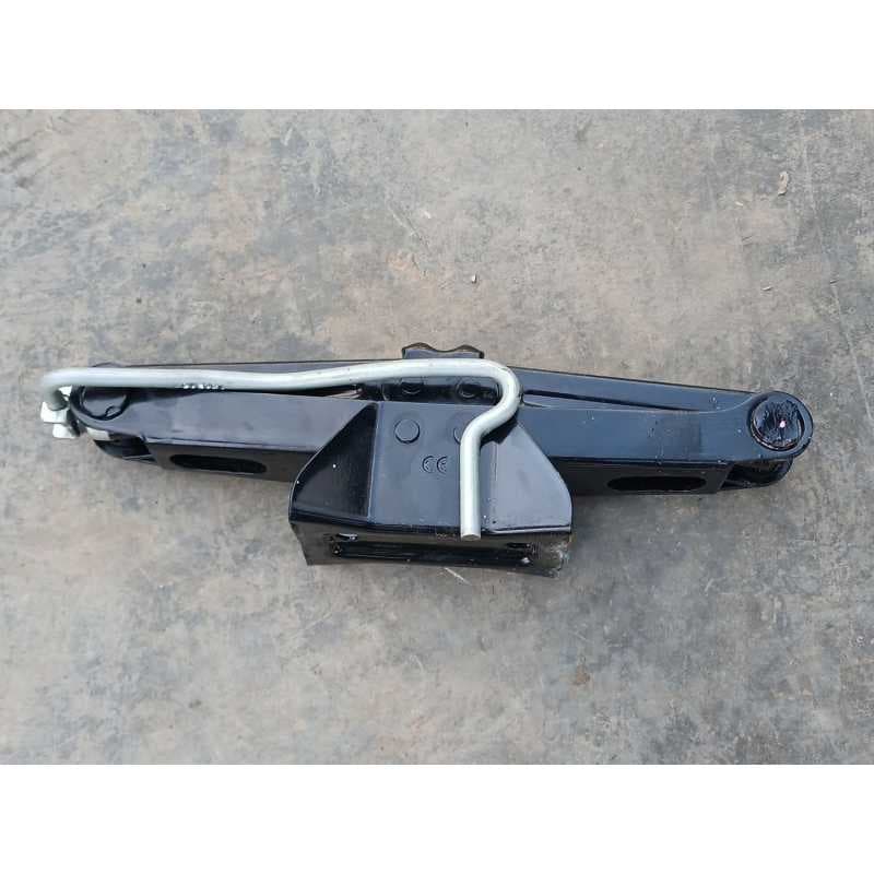 Recambio de gato para peugeot 208 style referencia OEM IAM - Blanco