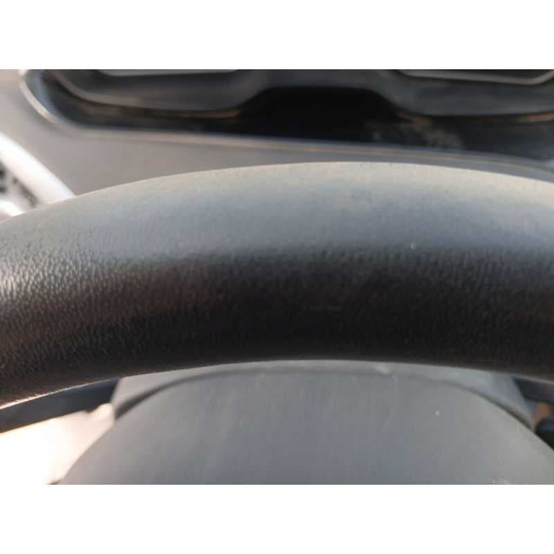 Recambio de volante para peugeot 208 style referencia OEM IAM - Blanco 6