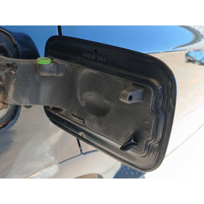 Recambio de tapa exterior combustible para bmw x3 (e83) 2.0 d referencia OEM IAM - Negro 2