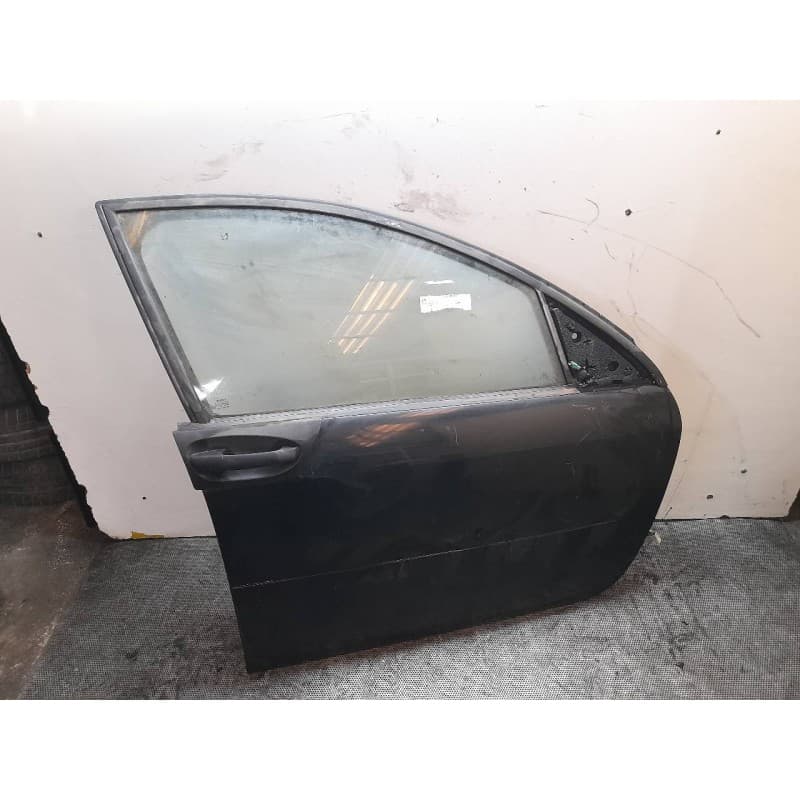 Recambio de puerta delantera derecha para smart forfour referencia OEM IAM  76856