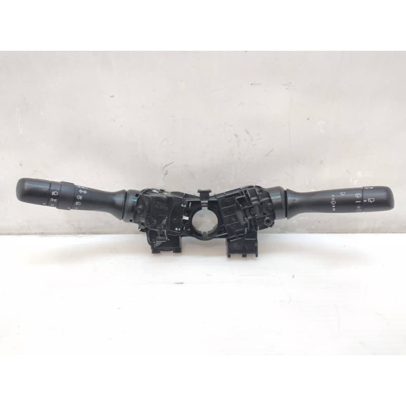 Recambio de mando luces para toyota yaris ts referencia OEM IAM 17F001 17F144 - Negro