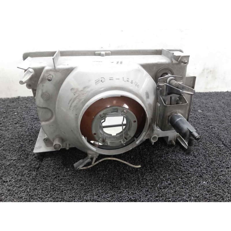 Recambio de faro derecho para renault 9 referencia OEM IAM 2