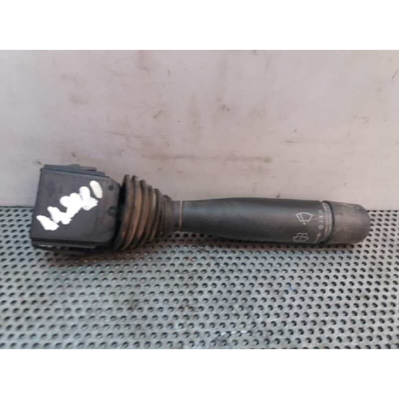 Recambio de mando limpia para nissan serie l 35.08 referencia OEM IAM - Blanco
