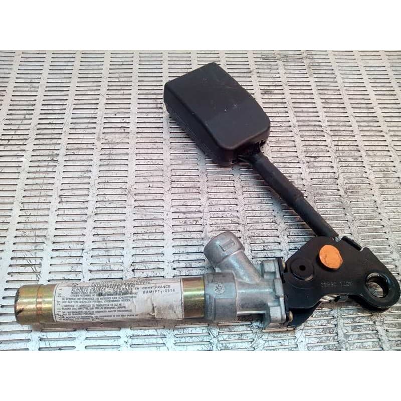 Recambio de pretensor airbag derecho para citroën saxo 1.1 referencia OEM IAM - Blanco