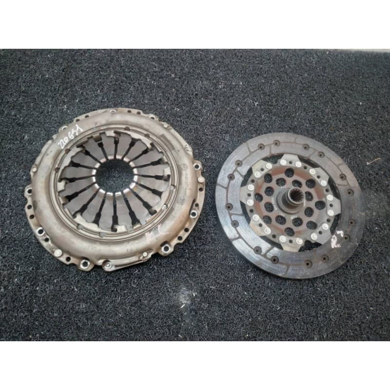 Recambio de kit embrague para opel corsa c cosmo referencia OEM IAM 9223223  LUK - Blanco