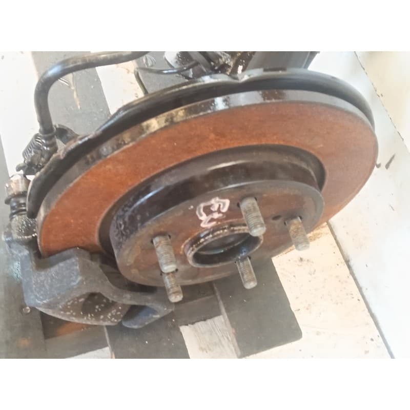Recambio de puente trasero para toyota auris active referencia OEM IAM 5