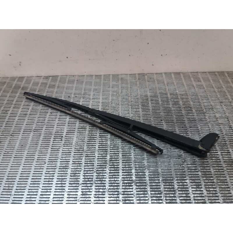 Recambio de brazo limpia trasero para lancia lancia y 1.2 cat referencia OEM IAM - Verde 2