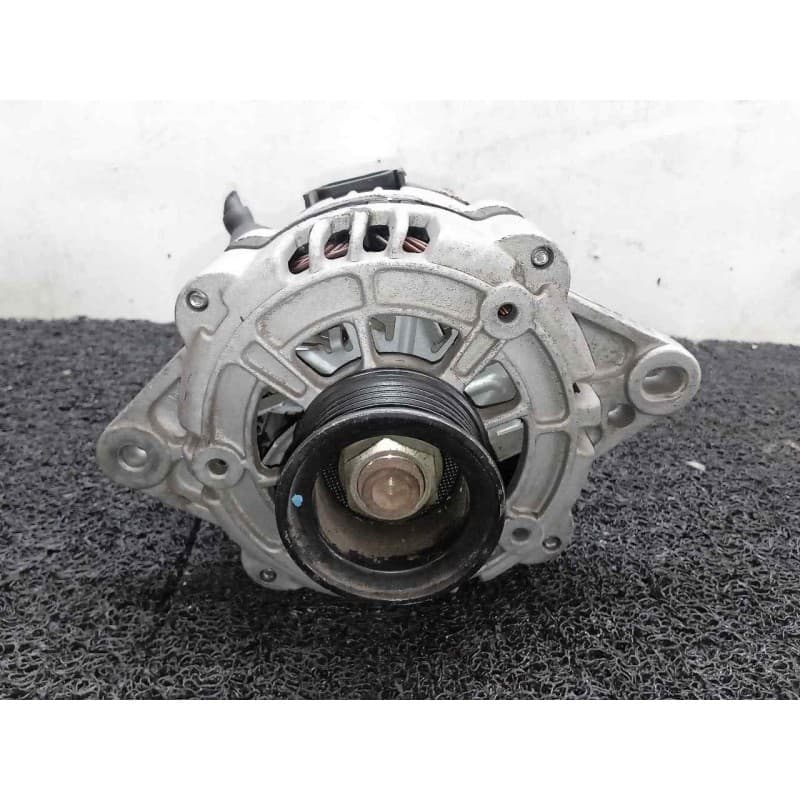 Recambio de alternador para daewoo nubira berlina 1.6 cat referencia OEM IAM 5