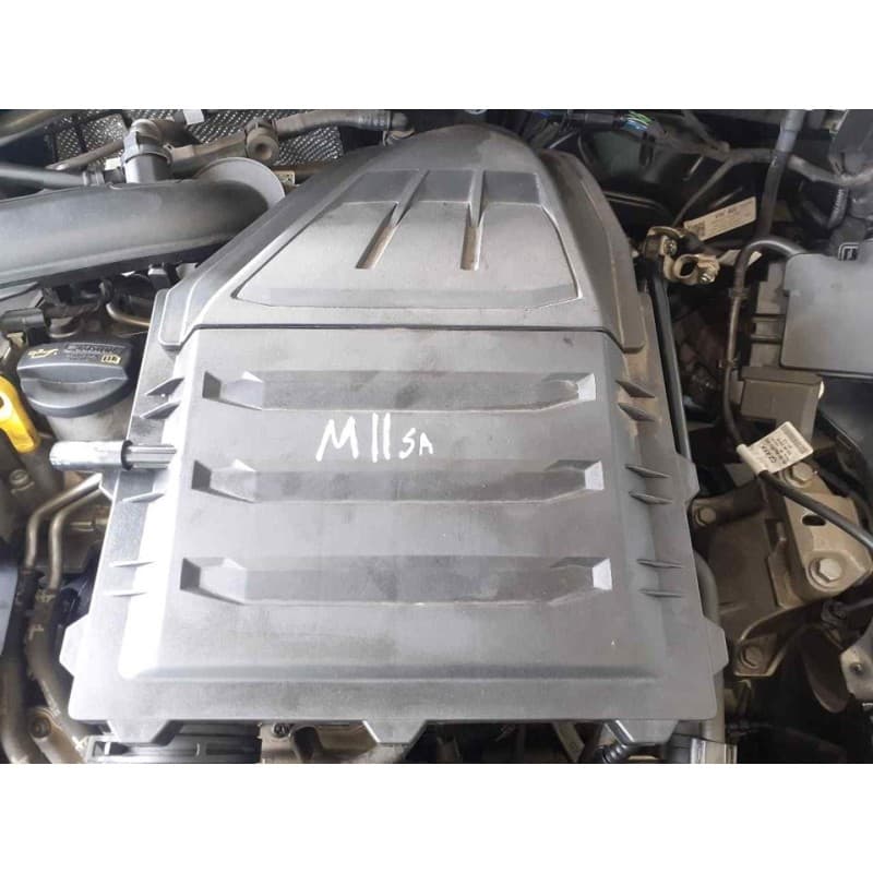 Recambio de filtro aire para seat arona xcellence edition referencia OEM IAM - Blanco