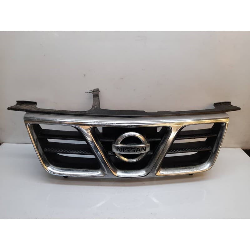 Recambio de rejilla delantera para nissan x-trail (t30) comfort referencia OEM IAM - Gris