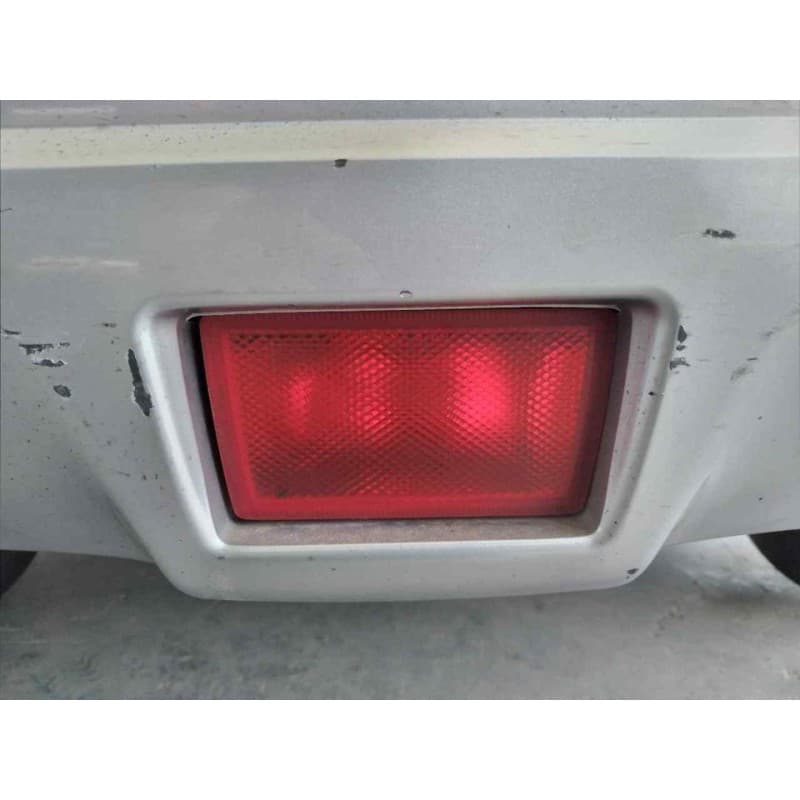 Recambio de piloto trasero central para subaru xv executive referencia OEM IAM - Gris