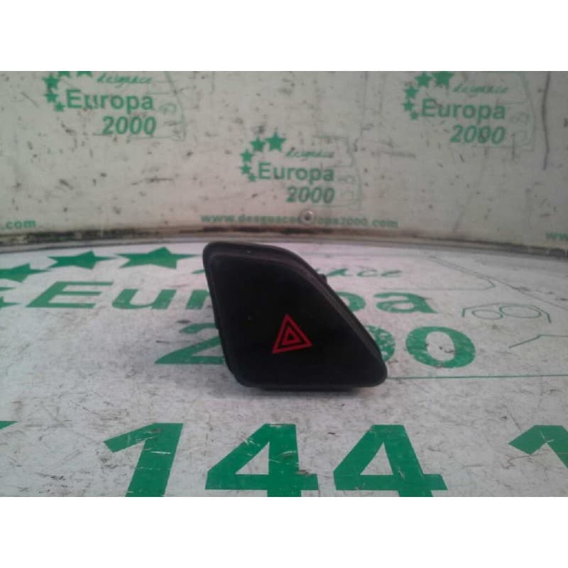 Recambio de warning para hyundai i30 1.6 crdi cat referencia OEM IAM 864W01404 - Negro