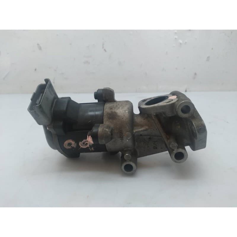 Recambio de valvula egr para peugeot 407 feline referencia OEM IAM 4R8Q90475B