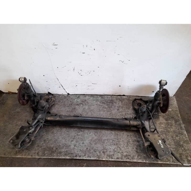 Recambio de puente trasero para citroën c3 picasso sx referencia OEM IAM - Blanco